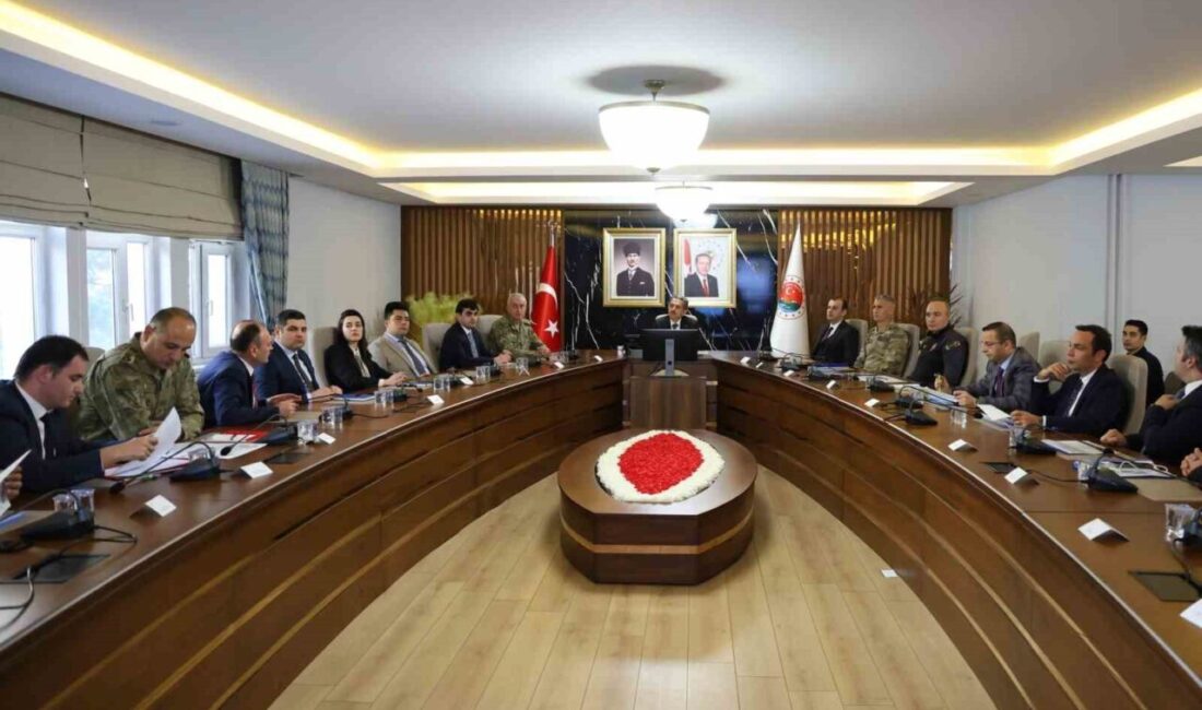 Şırnak’ta Vali Birol Ekici başkanlığında gerçekleştirilen asayiş toplantısında, Ocak ayında