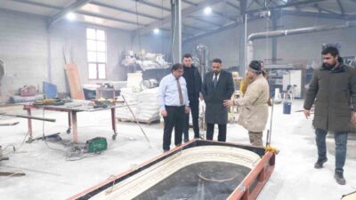 Sorgun Belediyesi'nin Heykel Atölyesi, kente estetik katkı sağlayarak dekoratif taş