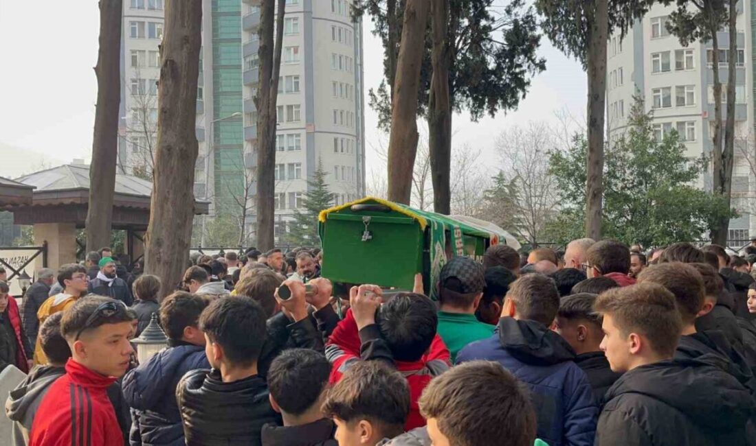 Bursa'da halı saha maçından dönerken ticari aracın çarptığı 17 yaşındaki