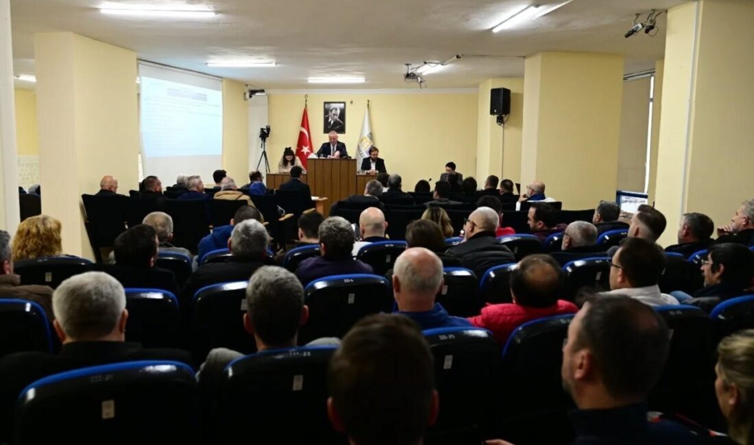Karacabey Belediye Meclisi'nde İYİ Parti’nin destek vermesine rağmen, AK Parti,