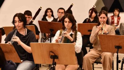 Tepebaşı Belediyesi'ne bağlı İki Elin Sesi Var Çocuk ve Gençlik