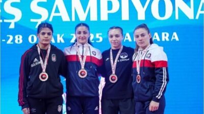 Düzce Üniversitesi Spor Bilimleri Fakültesi öğrencileri, Ankara'da düzenlenen Türkiye Güreş