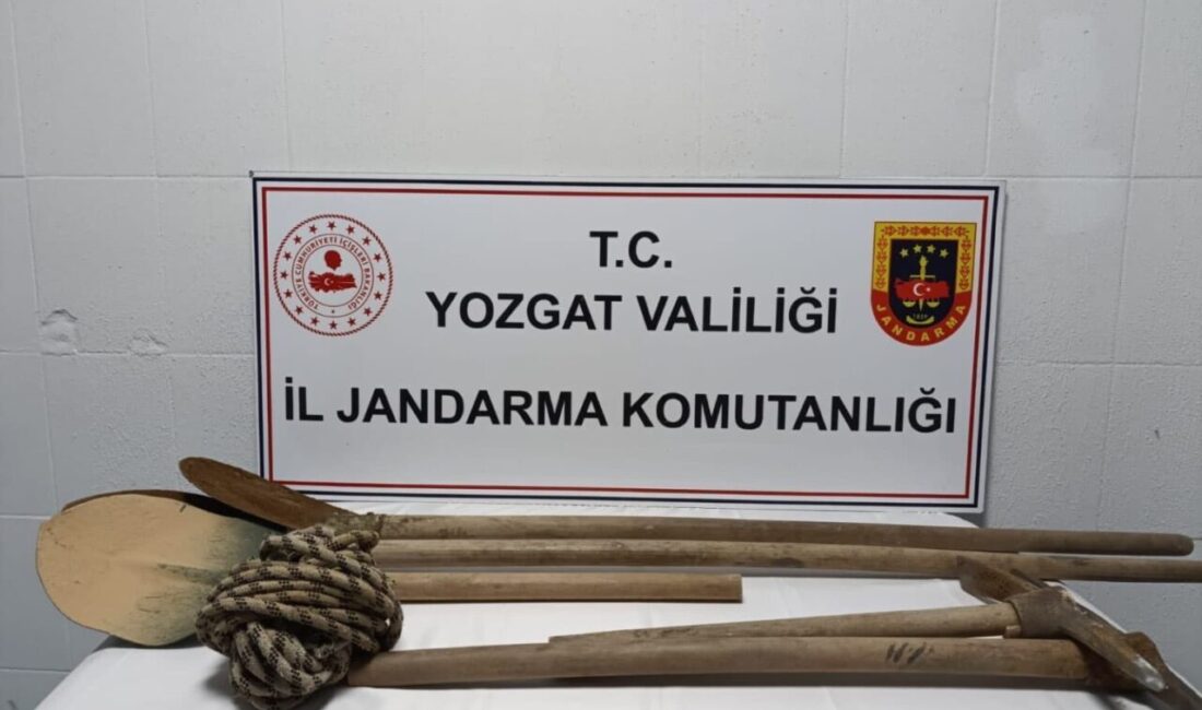 Yerköy İlçe Jandarma Komutanlığı, kaçak kazı yapan altı kişiyi yakaladı.