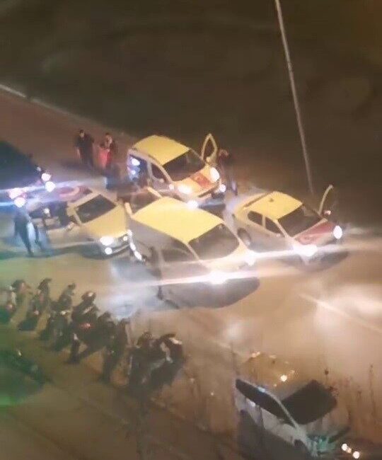 Bursa'nın Nilüfer ilçesinde gerçekleşen asker eğlencesinin ardından, kimliği belirsiz gençler