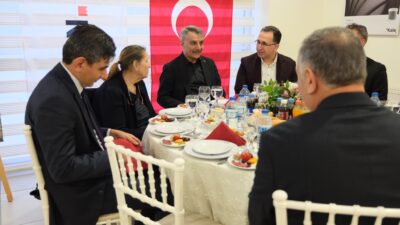Kale Grubu’nun geleneksel iftar programı, bu yıl Yerköy Kaleseramik Özel