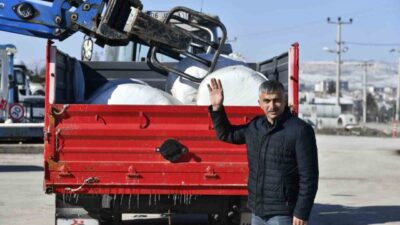 Ankara'da hayvan yetiştiricilerine mısır silajı desteği veren Ankara Büyükşehir Belediyesi,
