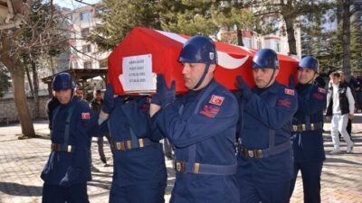 Kahramankazan'da vefat eden Kıbrıs Gazisi Yusuf Laleli için anlamlı cenaze