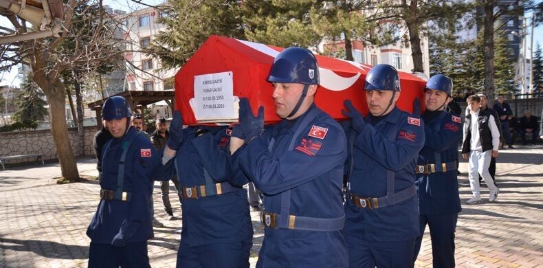 Kahramankazan'da vefat eden Kıbrıs Gazisi Yusuf Laleli için anlamlı cenaze
