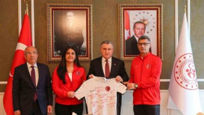 Gençlik ve Spor Bakanı Dr. Osman Aşkın Bak, Avrupa Havalı