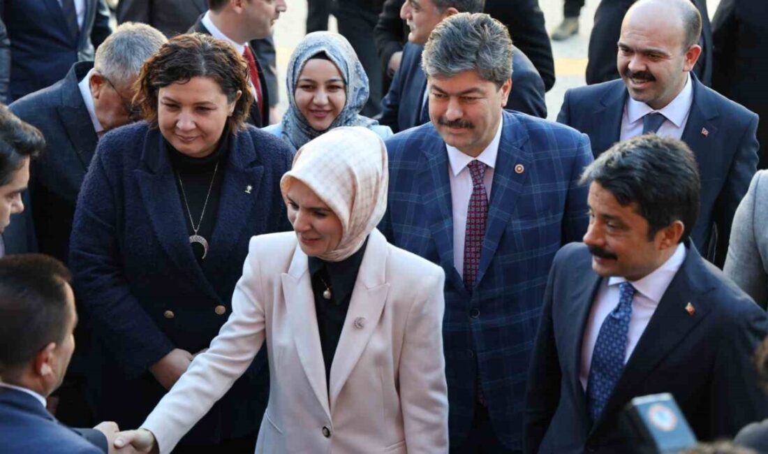 Bakan Mahinur Özdemir Göktaş,