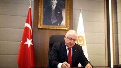Milli Savunma Bakanı Yaşar Güler, Çanakkale Zaferi'nin 110. yıl dönümünde