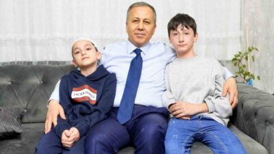 İçişleri Bakanı Ali Yerlikaya, Ankara'da köpek saldırısına uğrayan 11 yaşındaki