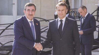 Fransa'nın ev sahipliğinde gerçekleşen "Ukrayna için barış ve güvenlik" toplantısına