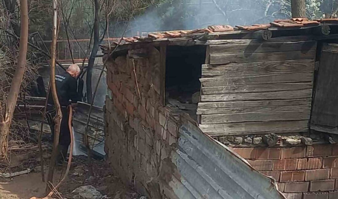 Çocukların ateşle oyunu tandırlığı yaktı Kırıkkale'de çocukların ateşle oynayarak