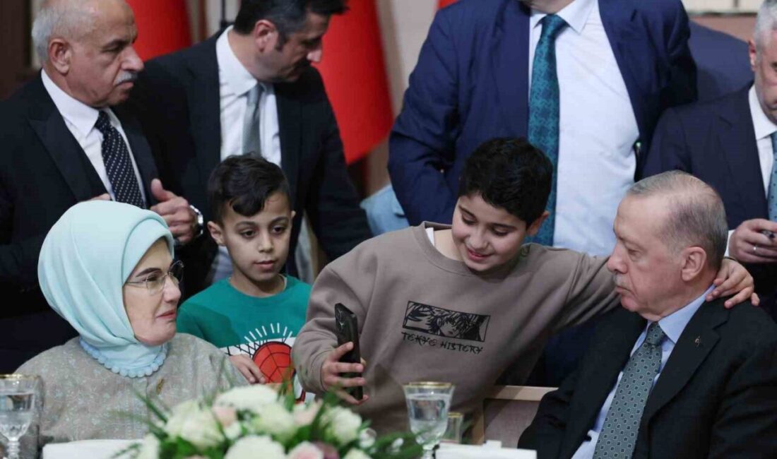 Cumhurbaşkanı Recep Tayyip Erdoğan, Filistinlilerle dayanışma içinde olduklarını belirterek, Filistin'in