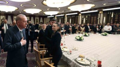 Cumhurbaşkanı Erdoğan, gençlerle iftar programında bir araya gelerek ülkenin geleceği
