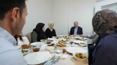 Cumhurbaşkanı Erdoğan ve eşi, Murat ve Halime Fidan ailesinin iftar