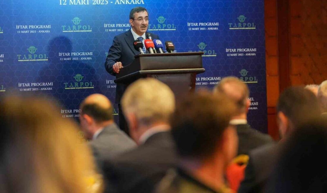Cumhurbaşkanı Yardımcısı Cevdet Yılmaz, TARPOL'un iftar programında gıda enflasyonunu kontrol