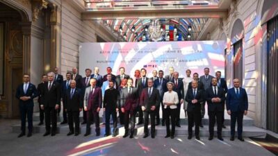 Cumhurbaşkanı Yardımcısı Cevdet Yılmaz, Fransa'da düzenlenen Ukrayna konulu toplantı sonrasında