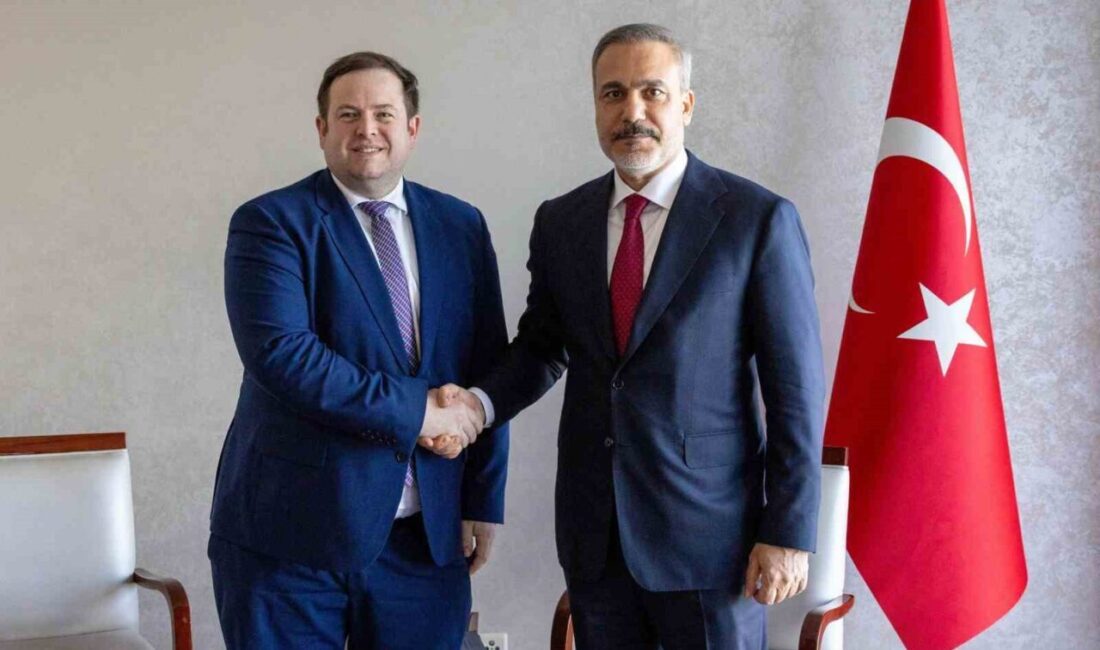 Dışişleri Bakanı Hakan Fidan, Cenevre'de İngiltere Dışişleri Bakanlığı'nda Devlet Bakanı