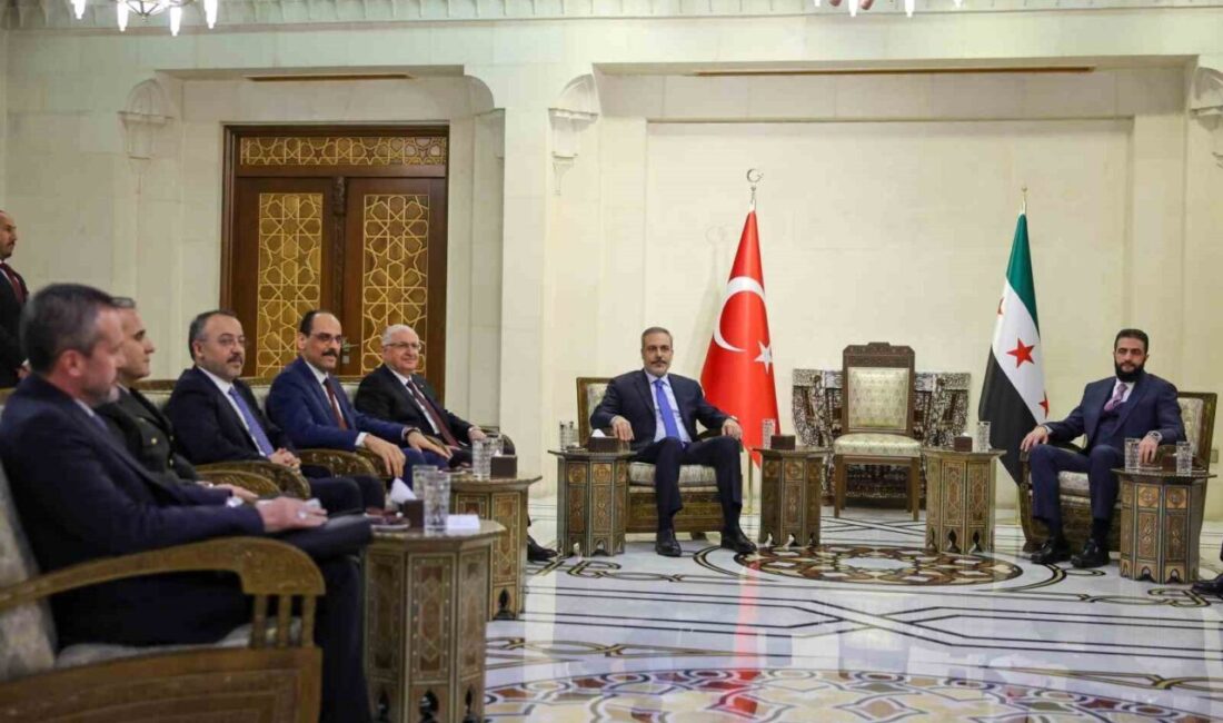 Türk yetkililer, Suriye'ye ziyarette bulunarak Başkent Şam'da Devlet Başkanı Ahmed