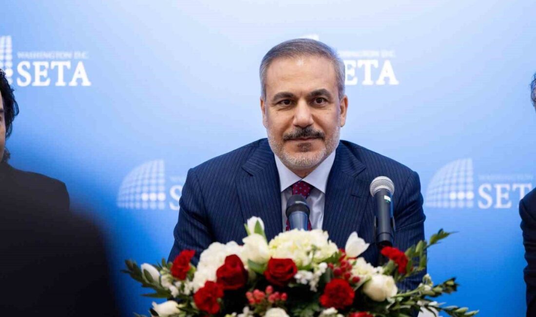 Hakan Fidan, ABD'de gerçekleşen SETA Yuvarlak Masa Toplantısı'na katıldı, temaslarını