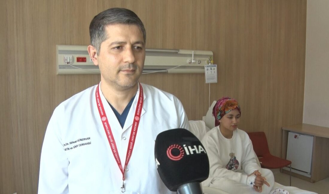 Ankara Bilkent Şehir Hastanesi'nde beyincik sarkması ameliyatı olan Ruken Gündüz,