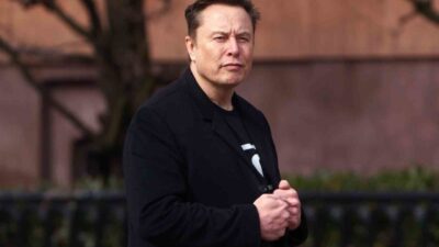 ABD'li milyarder Elon Musk, Starlink'i kapatsa Ukrayna'nın cephe hattı çöker