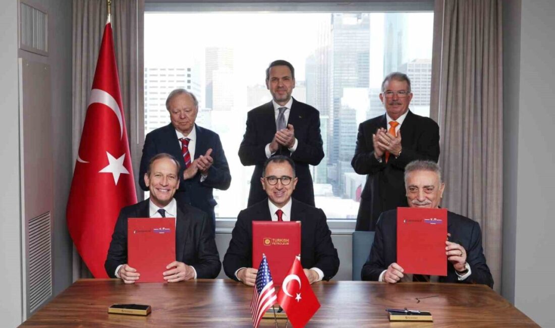 Enerji ve Tabii Kaynaklar Bakanı Alparslan Bayraktar, ABD'deki CERAWeek 2025