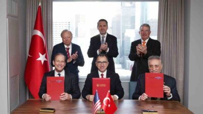 Enerji ve Tabii Kaynaklar Bakanı Alparslan Bayraktar, ABD'deki CERAWeek 2025
