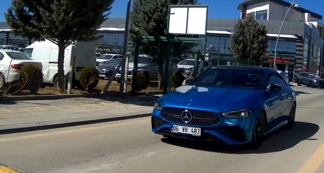 Ankara'da Vedat Ülger'i gasp eden saldırganlar, aracı zorla almak istemiş