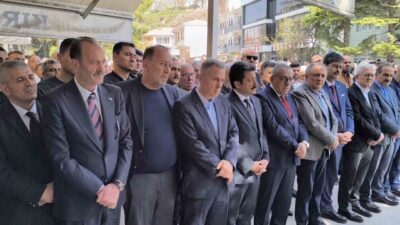 İzmir Valisi Süleyman Elban'ın babası Ahmet Elban, Kırşehir'de son yolculuğuna