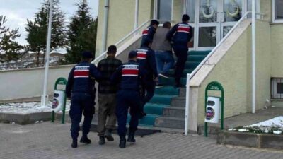 Kırıkkale'de traktör hırsızlığına karışan N.O. (57) ve E.O. (39) isimli