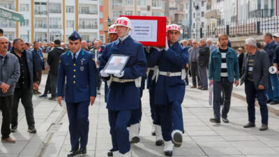 Yozgat’ın kahraman evlatlarından Kıbrıs Gazisi Ömer Eratik, vefat etti. Merhum