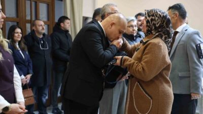 Kırıkkale Belediyesi'nin düzenlediği iftar programında şehit aileleri ve gaziler için