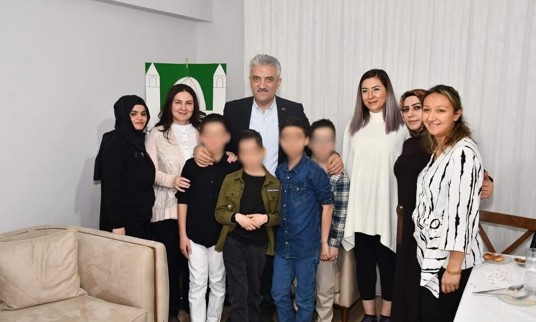 Kırıkkale Valisi Makas, çocuklarla buluştu Kırıkkale Valisi Mehmet Makas
