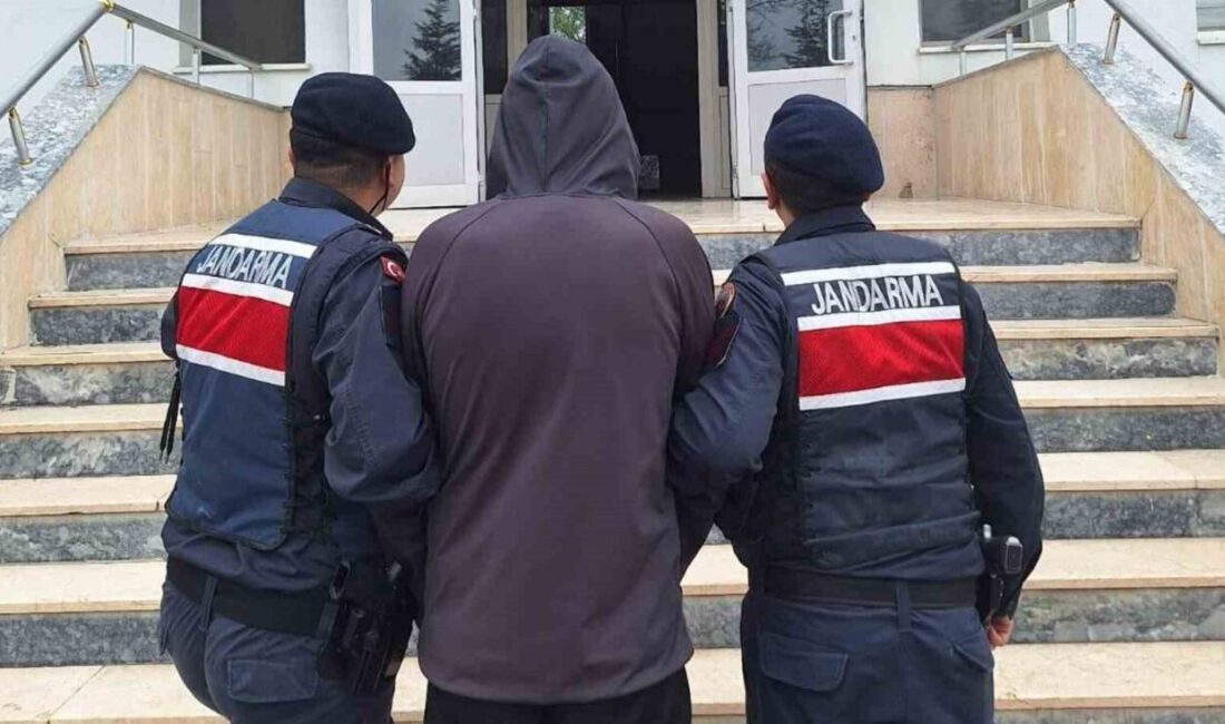 Kırıkkale’de aranan 2 hükümlü jandarma tarafından yakalandı Kırıkkale'de jandarma operasyonunda aranan
