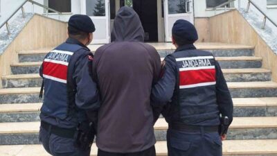 Kırıkkale'de jandarma operasyonunda aranan M.U. ve B.V. isimli hükümlüler yakalandı.