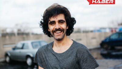 Kızıl Goncalar dizisi, sürükleyici senaryosu ve güçlü oyuncu kadrosuyla izleyicileri