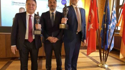 Türk-Alman dostluğunu güçlendiren çalışmalarıyla "Kybele" ödülüne layık görülen Nürnberg Belediye