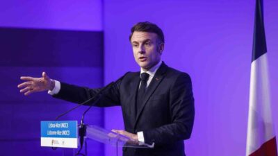 Fransa Cumhurbaşkanı Macron, Ukrayna krizine dikkat çekerek Paris'te Avrupalı genelkurmay