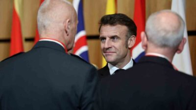 Paris'te düzenlenen toplantıda AB ve NATO üyesi 30 ülkenin genelkurmay
