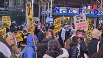 New York'ta İsrail'in Gazze'ye yönelik saldırılarını protesto eden binlerce gösterici