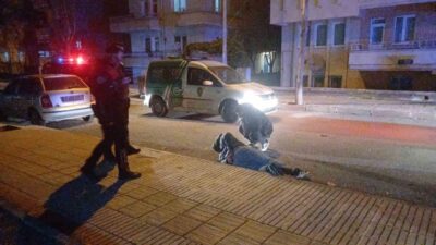 Çorum'da polis ekiplerince dur ihtarına uymayan araç sürücüsü ve yanındaki