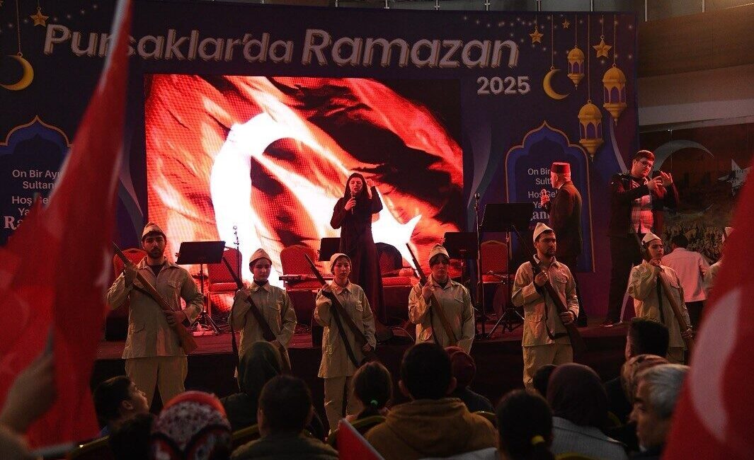 Pursaklar Belediyesi, İstiklal Marşı'nın 104. yıl dönümünde PYM Tiyatro Atölyesi