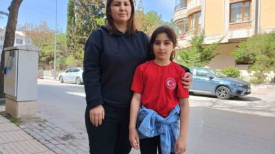 Ankara'da annesiyle evine dönerken köpek saldırısına uğrayan depremzede 9 yaşındaki