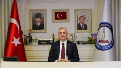 Şahinbey Belediye Başkanı Mehmet Tahmazoğlu, Türkiye'nin yerli savunma sanayisine 1