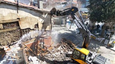 Çorum Belediye Başkanı Dr. Halil İbrahim Aşgın'ın öncülüğünde Tarihi Meydanın