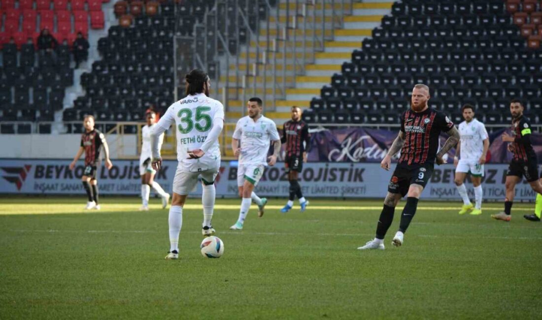 Çorum FK, evinde Boluspor'a 2-0 mağlup oldu. Maçta Honior ve