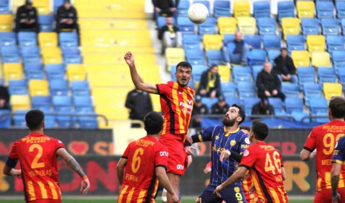 MKE Ankaragücü, sahasında Yeni Malatyaspor'u 3-0 mağlup ederek galibiyetle ayrıldı.